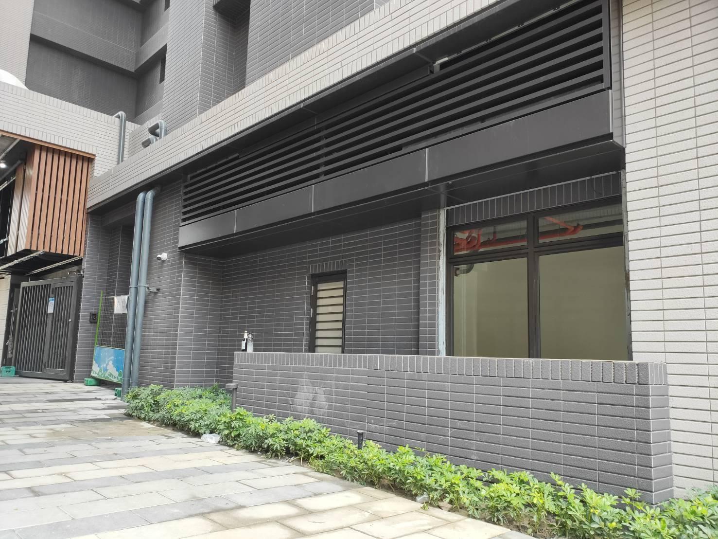 https://minio-s3.mikucaprover.credot-web.com/miku-official/0627_91a2ee53e9.jpg